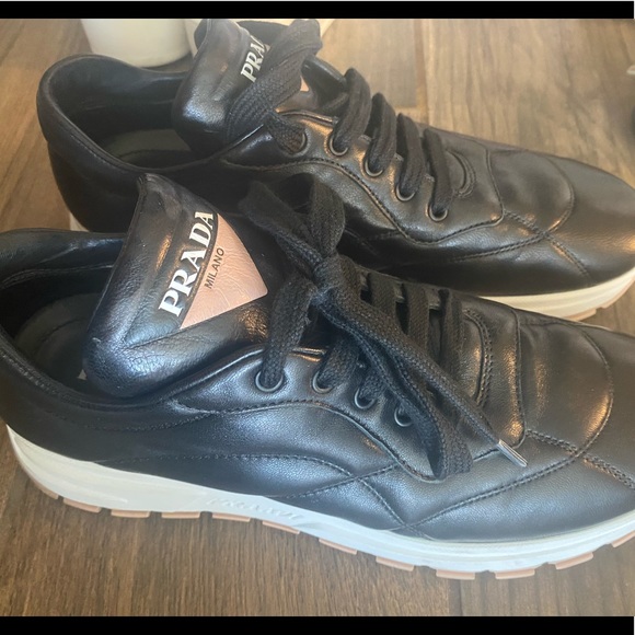 Prada sneakers size 9 EU 40. Almost new! - Picture 7 of 7